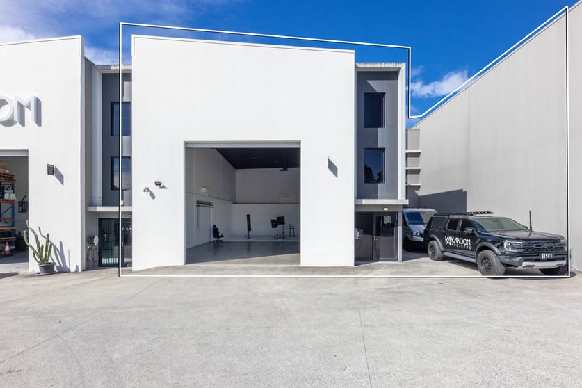 10/48 Hutchinson Street Burleigh Heads QLD 4220 - Image 2