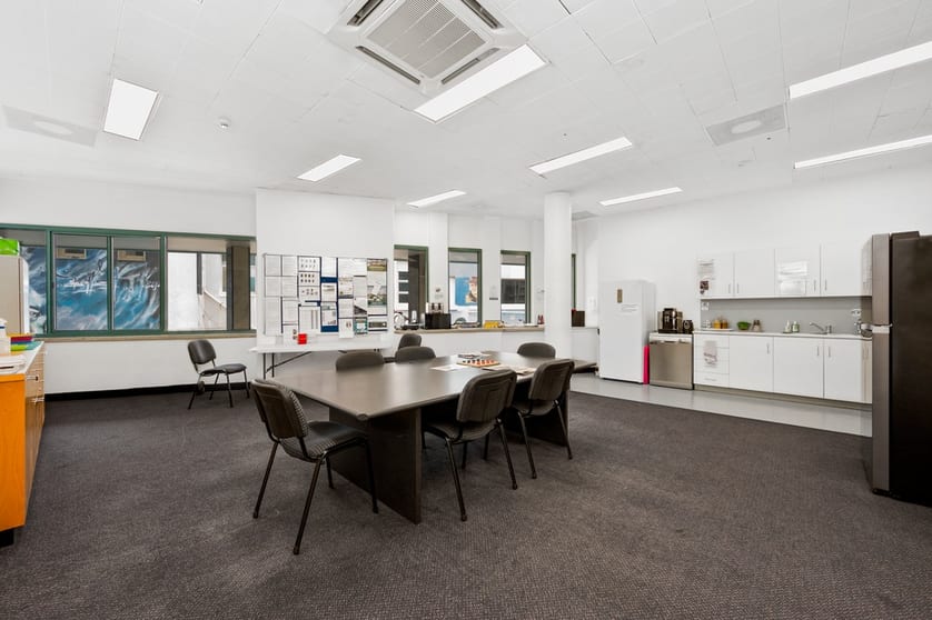 Click to view all images Unit/5-21 Denham Street Townsville City QLD 4810 - Image 3