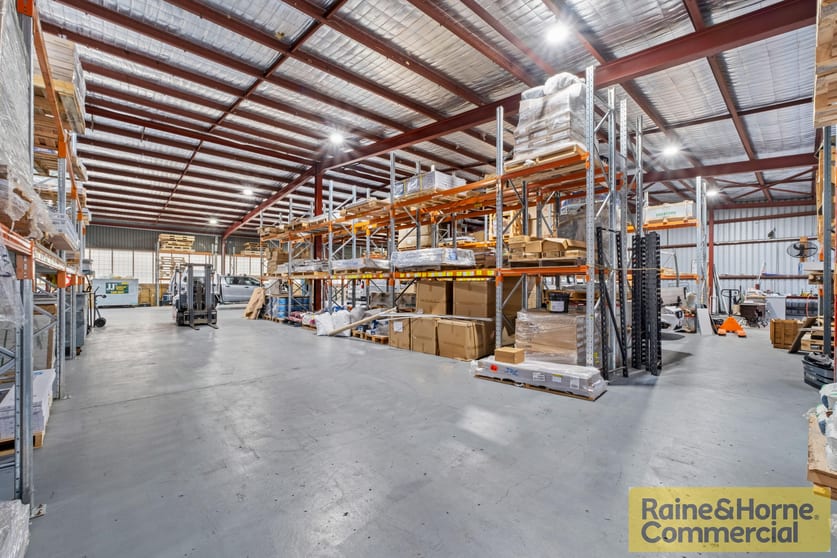 Click to view all images 199 Robinson Road Geebung QLD 4034 - Image 2
