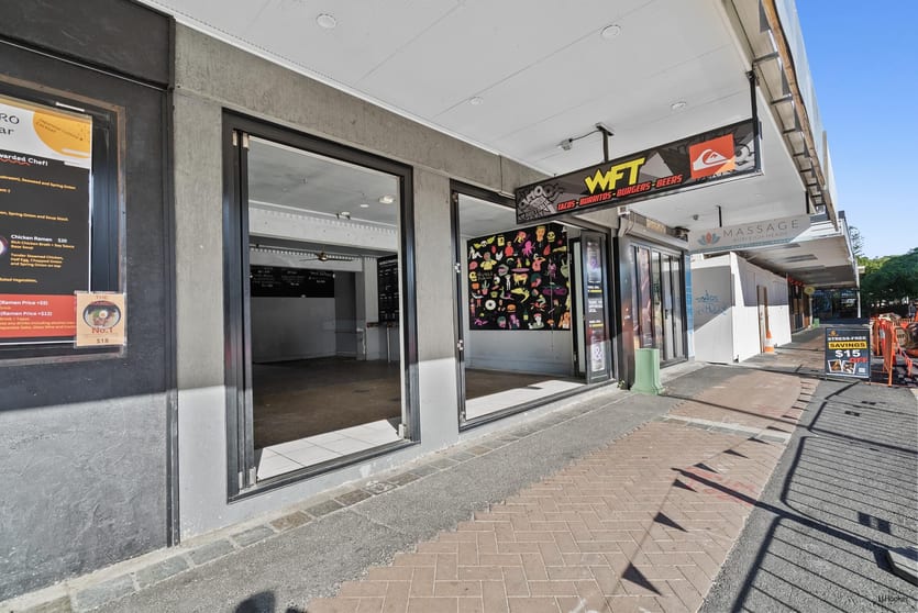 Click to view all images 2/1726 Gold Coast Highway Burleigh Heads QLD 4220 - Image 2