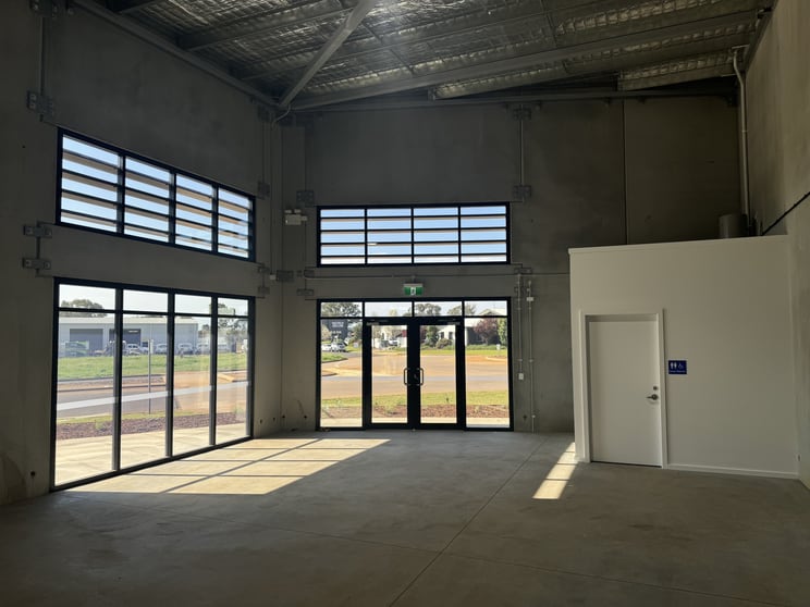 Click to view all images 1/1 Capital Drive Dubbo NSW 2830 - Image 2