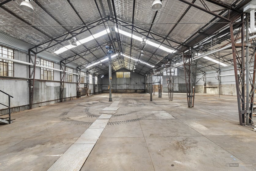 Click to view all images 13 Laurel Street Toowoomba QLD 4350 - Image 2