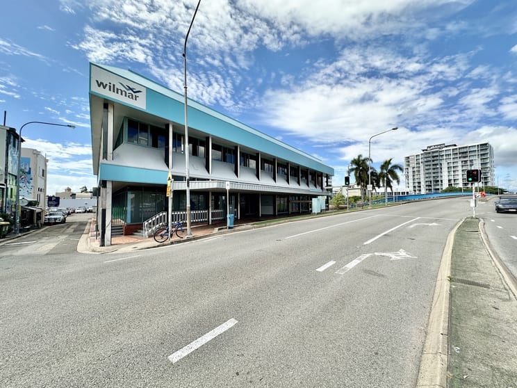 Click to view all images 5-21 Denham Street Townsville City QLD 4810 - Image 1