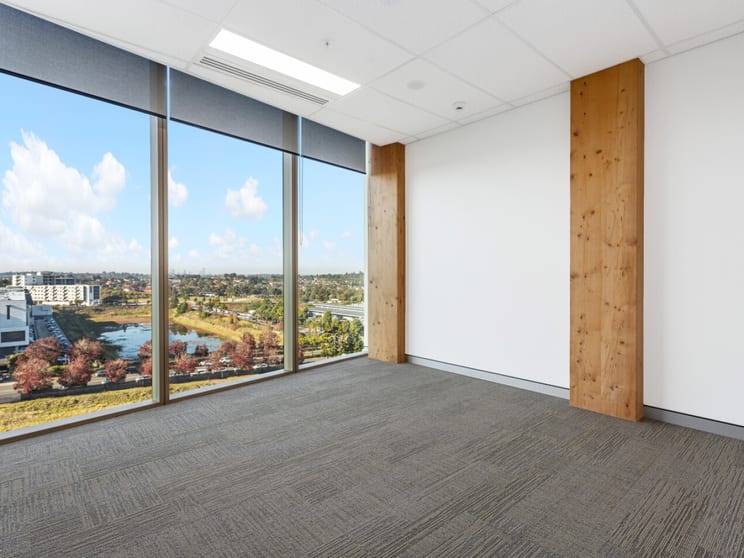 Click to view all images 6.09/8 Elizabeth Macarthur Drive Bella Vista NSW 2153 - Image 3