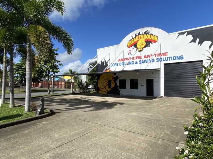 Click to view all images 41 Mount Milman Drive Smithfield QLD 4878 - Image 1