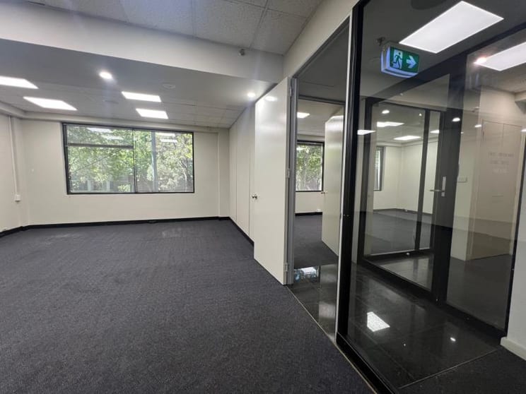 1/551 King Street West Melbourne VIC 3003 - Image 2