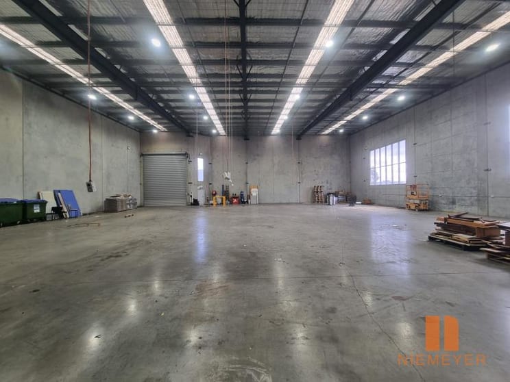 Click to view all images Unit 1/148-150 Bungaree Road Pendle Hill NSW 2145 - Image 3