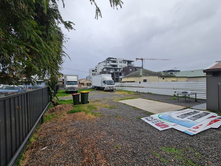 Click to view all images 117 Brunker Road Adamstown NSW 2289 - Image 3