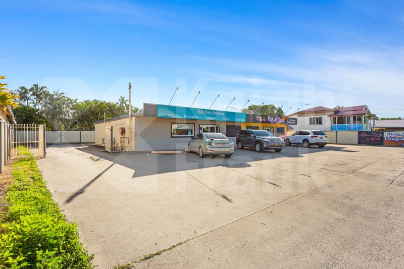 Click to view all images Shop 2/29 - 31 Berserker Street Berserker QLD 4701 - Image 1