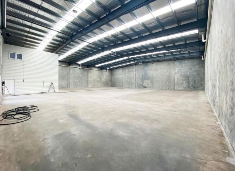 Click to view all images 27 Venture Drive Sunshine VIC 3020 - Image 3