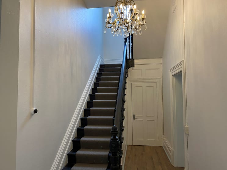 Click to view all images 2/32 Myers Street Geelong VIC 3220 - Image 3
