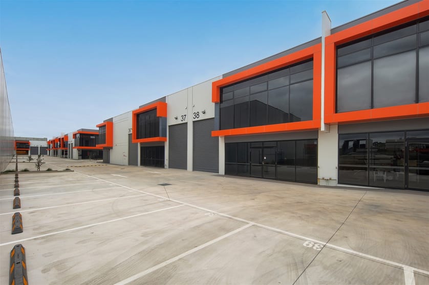 Click to view all images 38/49 McArthurs Road Altona North VIC 3025 - Image 2