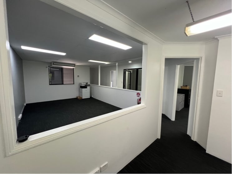 Click to view all images 4/17 Leda Drive Burleigh Heads QLD 4220 - Image 2