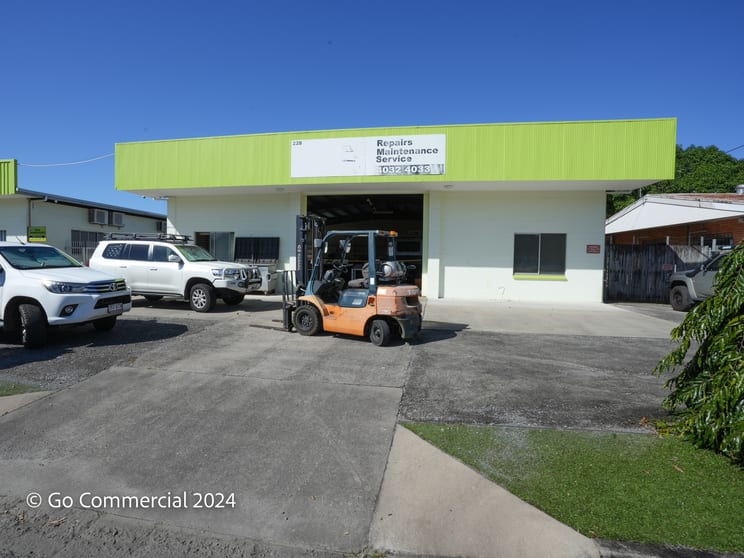 Click to view all images 1A/228 McCormack Street Manunda QLD 4870 - Image 1