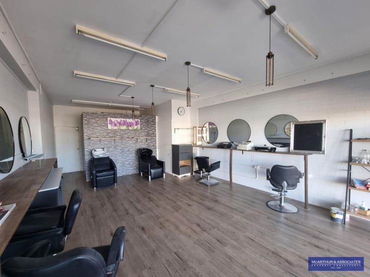 Click to view all images Berserker QLD 4701 - Image 2