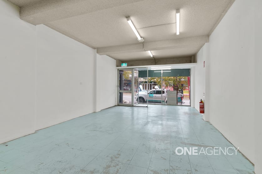 Click to view all images 2/45 Kinghorne Street Nowra NSW 2541 - Image 3