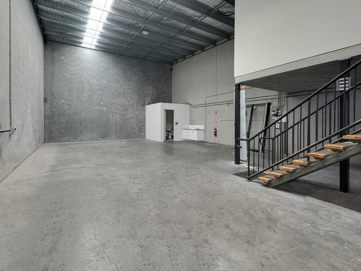 Click to view all images 8/18 Hancock Way Baringa QLD 4551 - Image 1