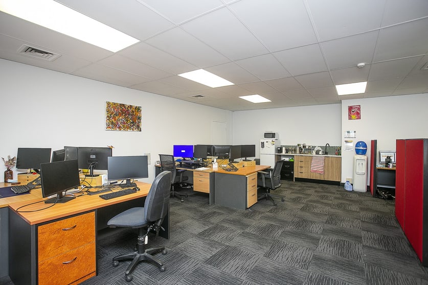 Click to view all images 2/16 Mumford Place Balcatta WA 6021 - Image 2