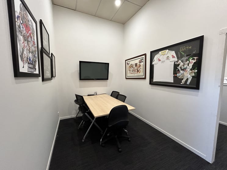 Click to view all images Unit 9/151-155 Gladstone Street Fyshwick ACT 2609 - Image 3
