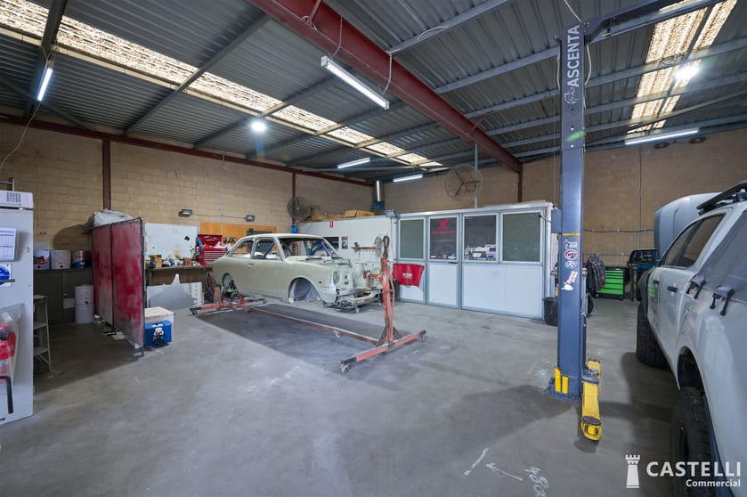 Click to view all images 93B Dixon Road Rockingham WA 6168 - Image 2