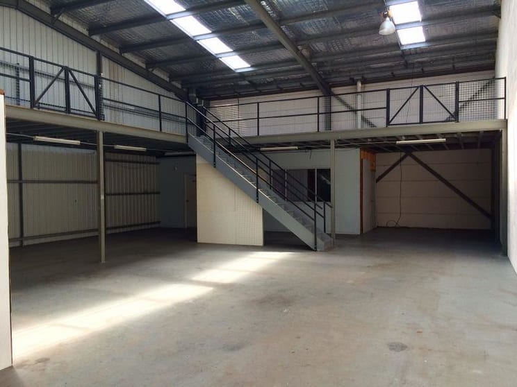 Click to view all images Unit 3/32 Ace Crescent Tuggerah NSW 2259 - Image 2