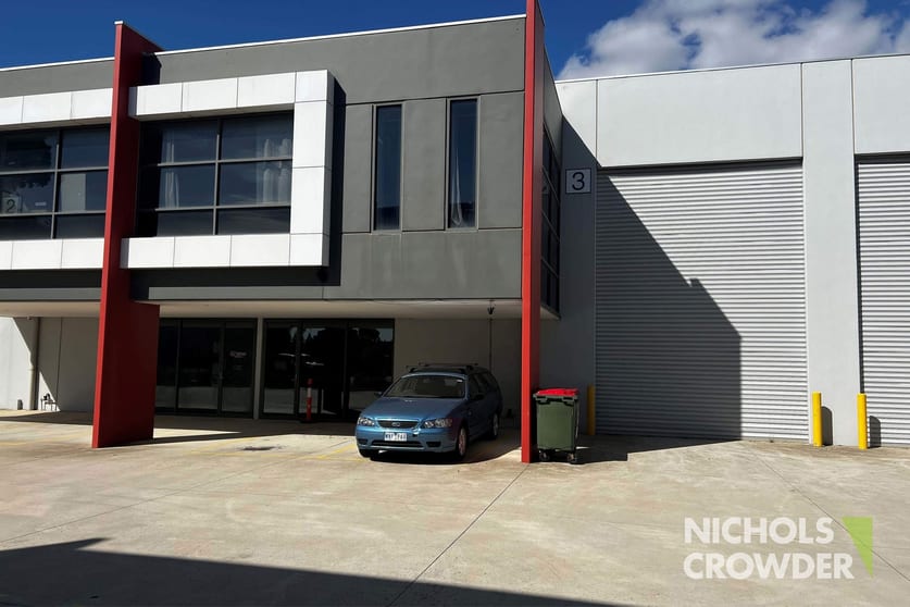 Click to view all images 2/10 Gateway Drive Carrum Downs VIC 3201 - Image 1