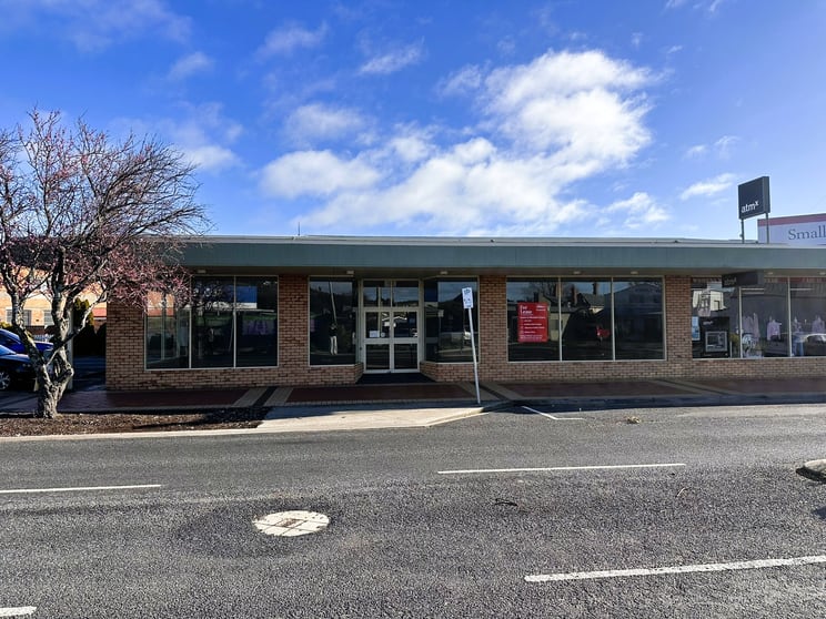 Click to view all images Tenancy 1/1/21 Alexandra Road Ulverstone TAS 7315 - Image 3
