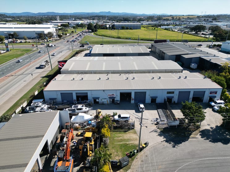 Click to view all images 4/16 Kenworth Place Brendale QLD 4500 - Image 3