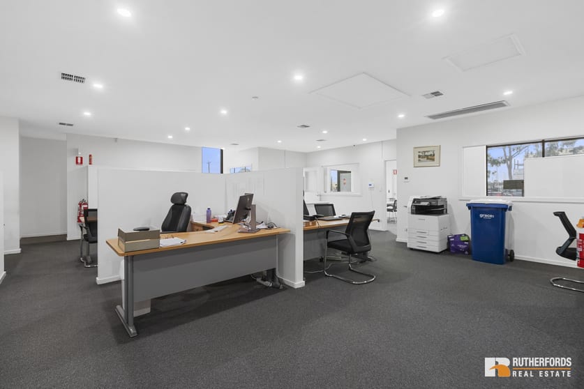 Click to view all images 2/496 Geelong Road West Footscray VIC 3012 - Image 2