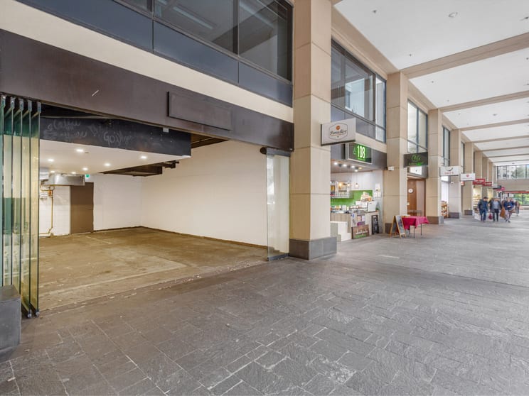 Click to view all images Shop 2/205 Pacific Highway St Leonards NSW 2065 - Image 2