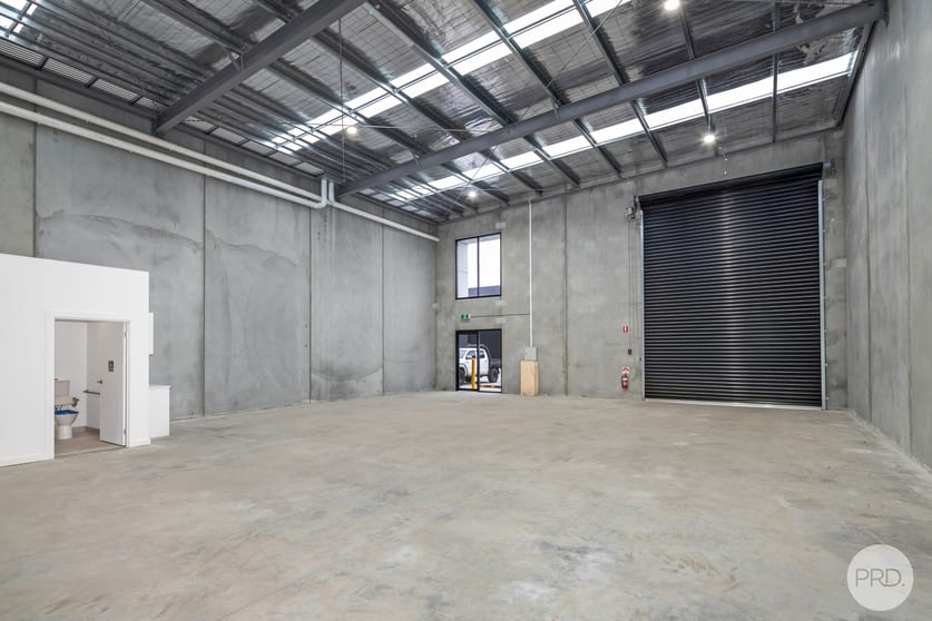 Click to view all images 9/10 Concept Drive Delacombe VIC 3356 - Image 3