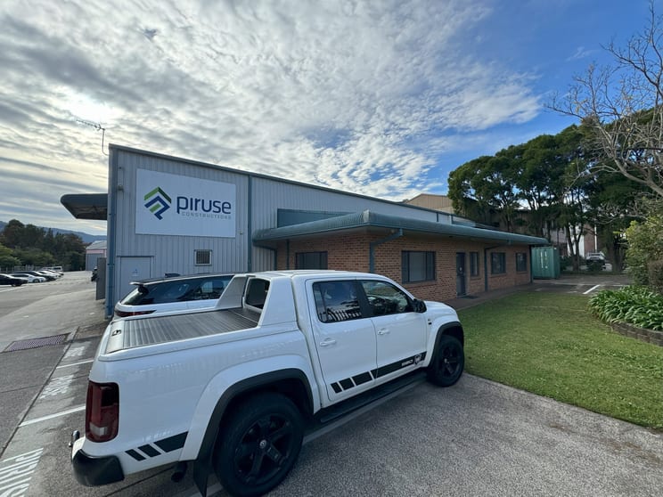 Click to view all images 1/10 Doyle Avenue Unanderra NSW 2526 - Image 2