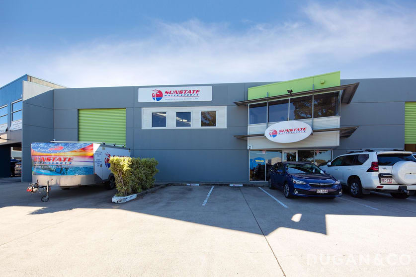 Click to view all images 2/525 Lytton Road Morningside QLD 4170 - Image 1