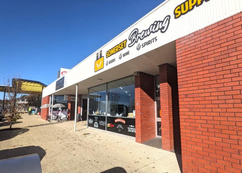 Click to view all images Shop 8 & 9/39 Wragg Street Somerset TAS 7322 - Image 1