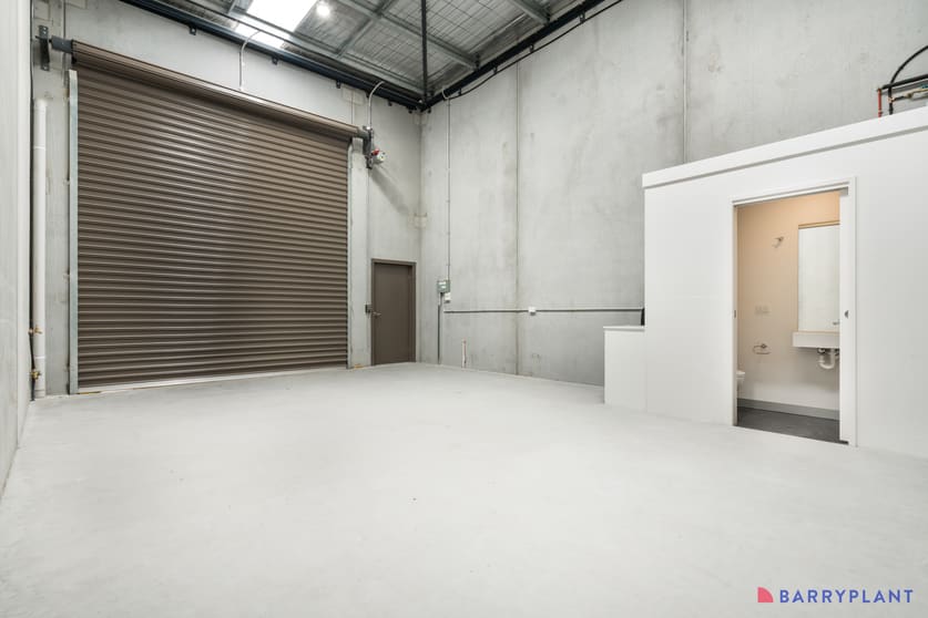 Click to view all images 16 Shorland Way Cowes VIC 3922 - Image 2