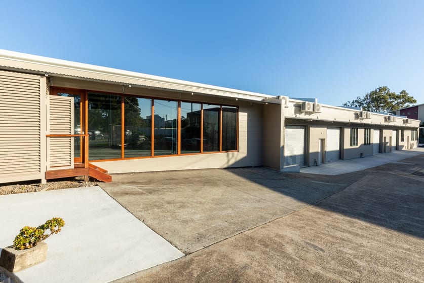 Click to view all images 1/55 West Burleigh Road Burleigh Heads QLD 4220 - Image 2