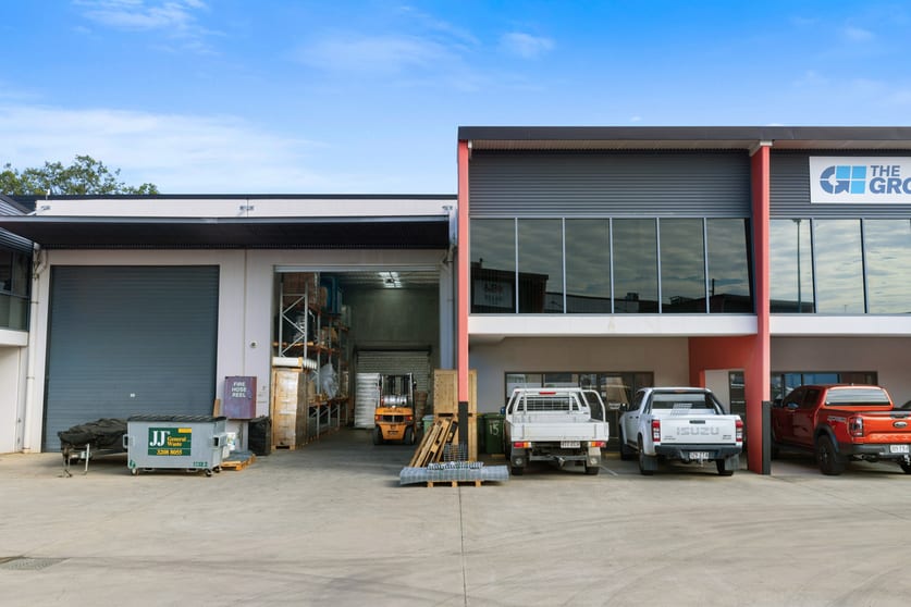 Click to view all images 15/18 Hinkler Court Brendale QLD 4500 - Image 1