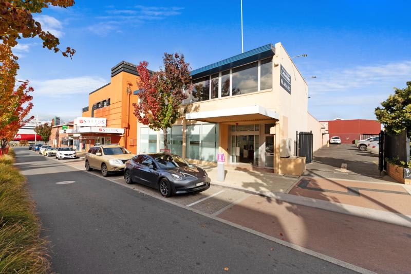 Click to view all images 11-17 Stewart Street Devonport TAS 7310 - Image 2