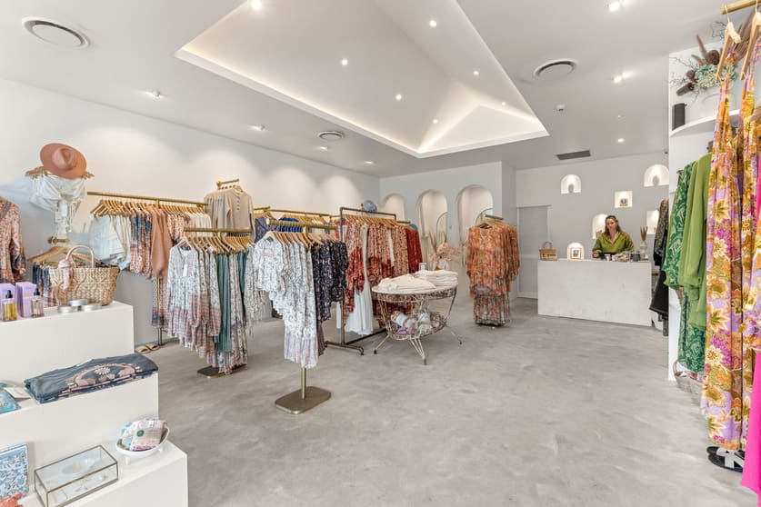 Click to view all images 1/19-23 Lawson Street Byron Bay NSW 2481 - Image 1