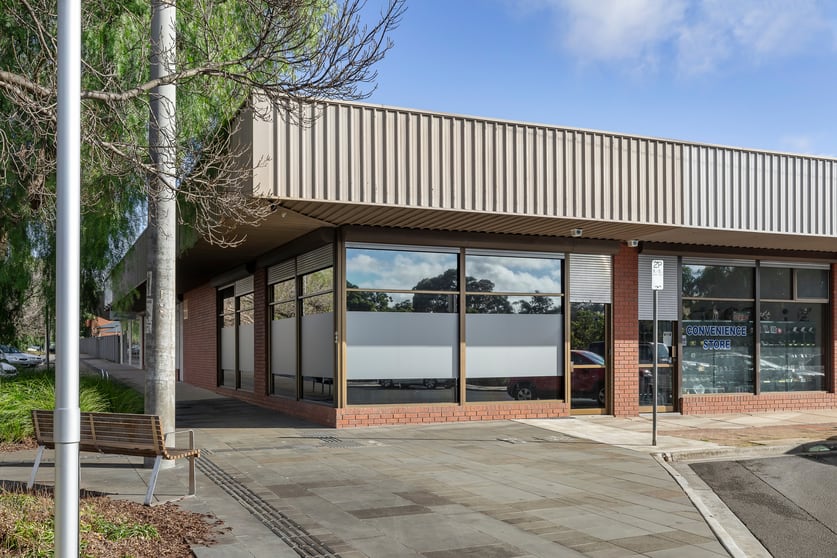 Click to view all images 40 Smith Street Melton VIC 3337 - Image 1