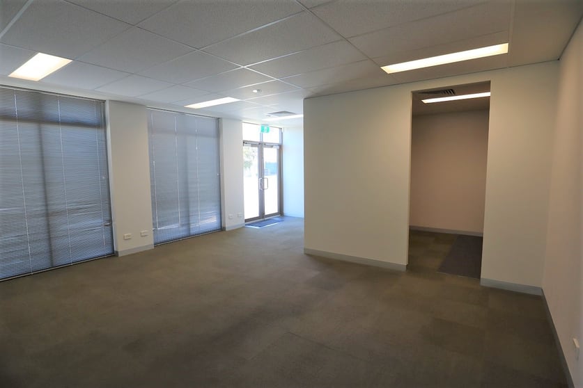 Click to view all images 1/163 Wright Street Belmont WA 6104 - Image 3