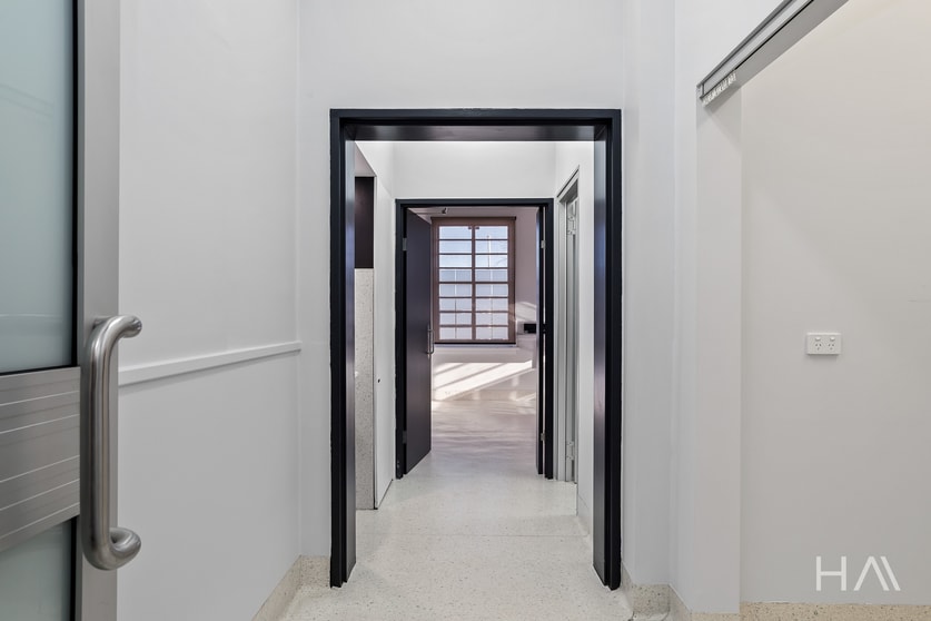 Click to view all images Suite 4, 7 High Street East Launceston TAS 7250 - Image 3