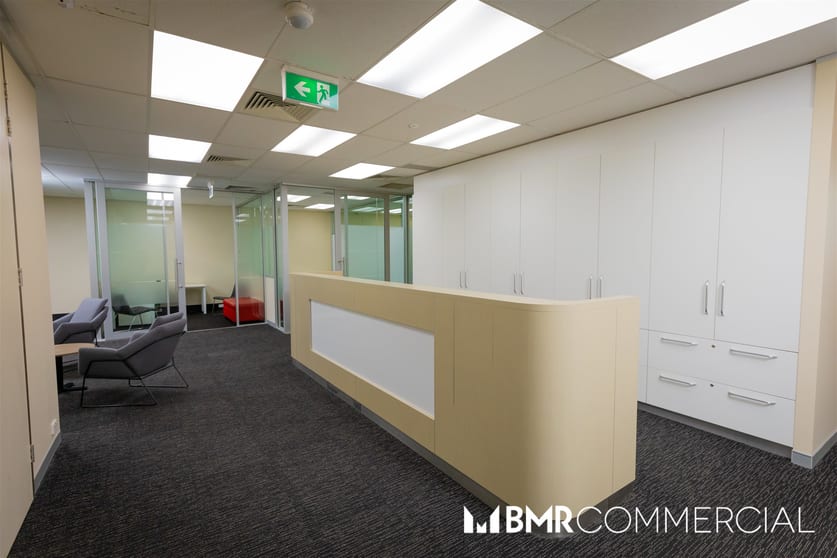 Click to view all images 3&4/13-15 Dundas Court Phillip ACT 2606 - Image 2
