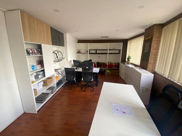 Click to view all images Seven Hills NSW 2147 - Image 3