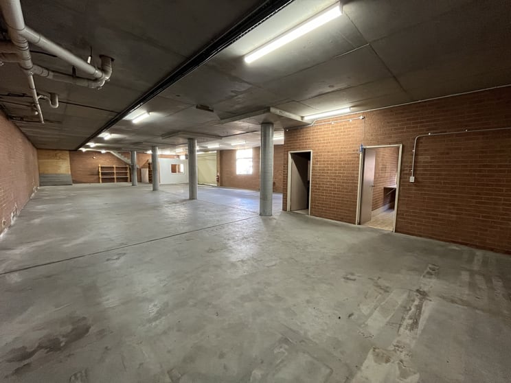 Click to view all images Unit 1B/30-32 Norman Street Peakhurst NSW 2210 - Image 2