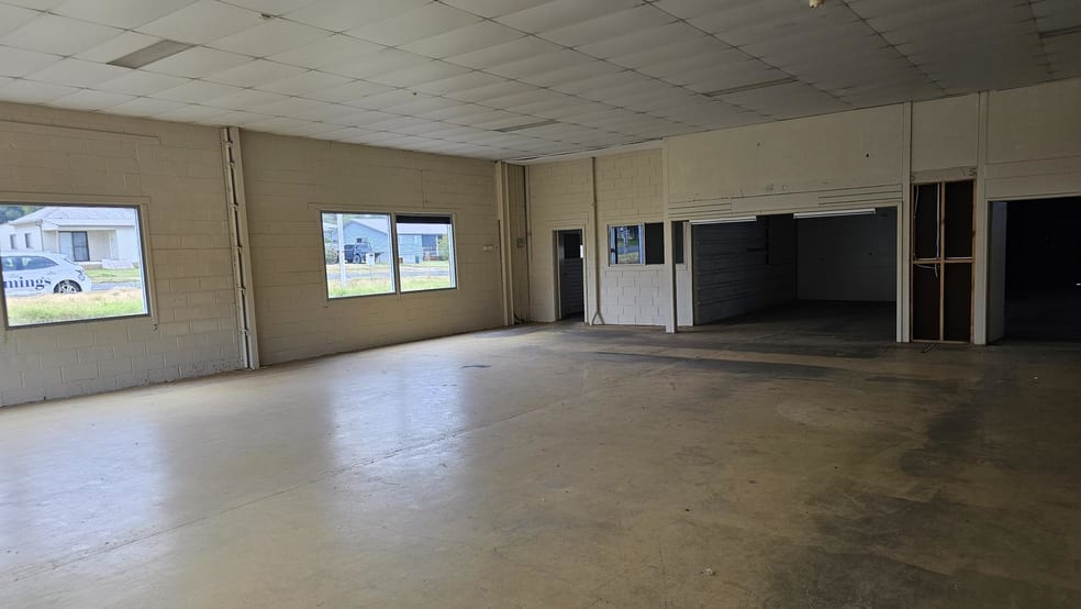 Click to view all images 56-60 Redfern Street Cowra NSW 2794 - Image 3