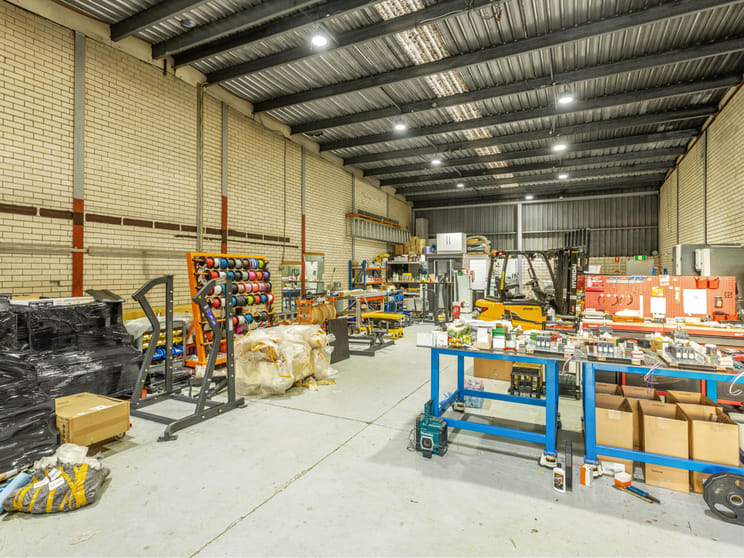 Click to view all images 3/114-118 Gilba Road Girraween NSW 2145 - Image 3