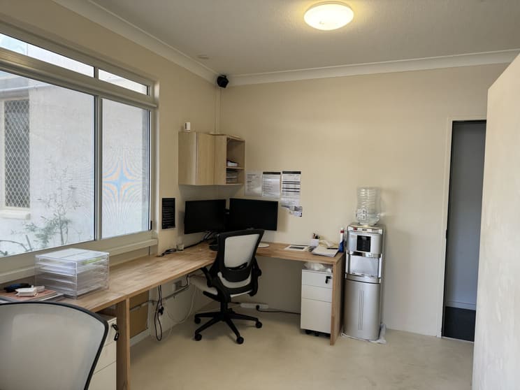 Click to view all images 4/8 Point Cartwright Drive Buddina QLD 4575 - Image 3