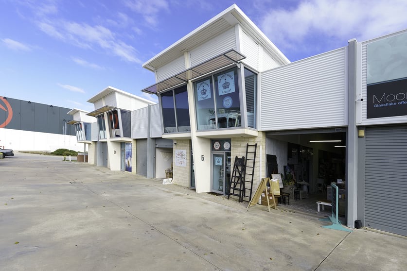Click to view all images 5/9 Caloundra Road Clarkson WA 6030 - Image 3