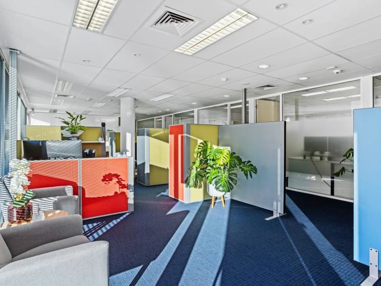 Click to view all images Ground/7 Castray Esplanade Battery Point TAS 7004 - Image 3